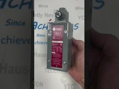 Sakelar batas elektromekanis berkinerja tinggi Allen-Bradley 802X-A7M15