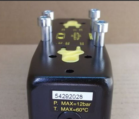 54292028 EMERSON ASCO Spool Valve Seri 542 ISO 2 Besi Solenoid Udara Dioperasikan Multifungsi Besi
