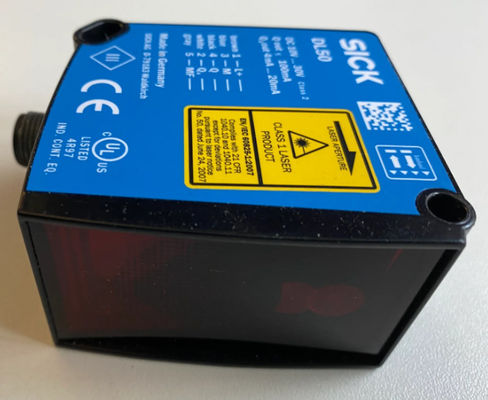 Sensor jarak laser SICK DL50-P1123: Dx50 36,1 mm X 62,7 mm X 57,7 mm untuk industri