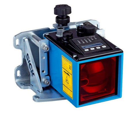 SICK Laser Distance Sensor Dx100 DL100-21AA2101 6 digit 5 x 7 Dot Matrix Display, LED
