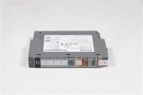 Allen-Bradley 1734-IE8C POINT I/O Analog Input Module untuk sinyal arus