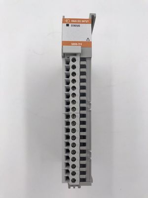 Compact 5000 Analog Input Module 5069-IY4 Diproduksi oleh Allen Bradley