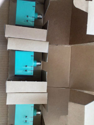 Pepperl Fuchs INX360D-F99-I2E2-7M Sensor Kemiringan dengan bahan PA Housing
