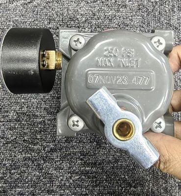 Original Fisher 67c Pengatur Pengurangan Tekanan Emerson 67CFR-224 Pengatur Filter 67D 67dr 67df 67dfr