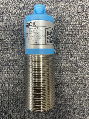 SICK UM30-212118 6036922 Sensor perpindahan Sensor ultrasonik ringan