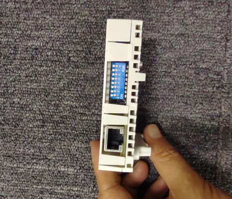 ABB RETA-01R-series RETA-01 adalah modul adaptor Ethernet 1-port yang mendukung dua protokol komunikasi