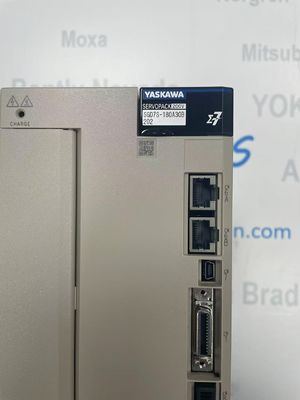 M12 Jenis Konstruksi Yaskawa SGD7S-180A30B202 Kontrol Analog dengan Fitur Lanjutan dan Dissipasi Daya ≤ 0,7 W