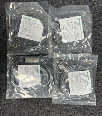 Siemens 3RG4014-0CD00 Induksi Switch dengan IP66/67 Perlindungan Penetrasi dan Span Pengukuran Maksimum 1300 mbar 522 inH2O