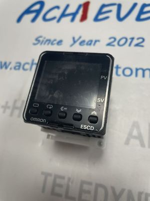 Pengontrol Suhu Digital Omron E5CD-CX2A6M-000kg Asli dengan Nomor Produk yang Disegel BSW000R