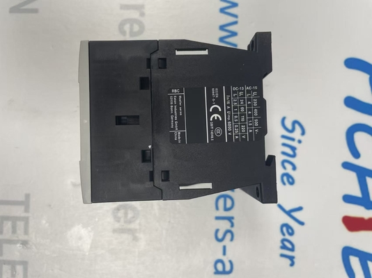 Relai Kontrol IEC Eaton XTRE10BC22 Panjang Kabel 2.5 m Desain Kabel 4 x 0.17 mm2 untuk Kontrol Presisi