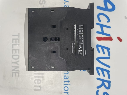 Kontaktor IEC XT Eaton DIL M40C Aluminium Ringan 84 g Berat Produk