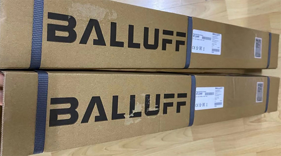 Sensor posisi linier magnetostriktif Balluff BTL7-E501-M0050-B-SA316-KA05 dalam desain batang