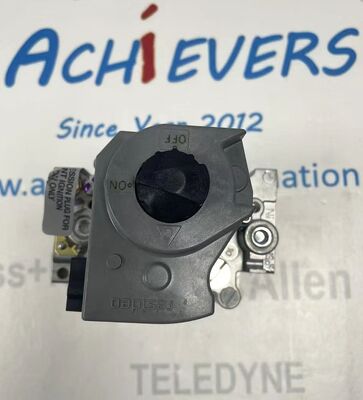 Honeywell VR8245M2530 Universal Electronic Ignition Gas Control Valve