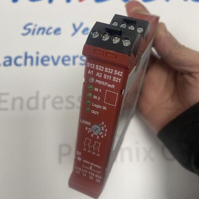 Relay keselamatan Allen-Bradley 440R-D22R2