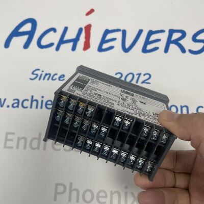 Indikator Digital Industri Kinerja Tinggi YOKOGAWA UM33A-000-11LP