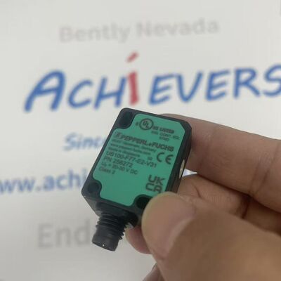 Sensor Deteksi Langsung Ultrasonik  UB100-F77-E2-V31