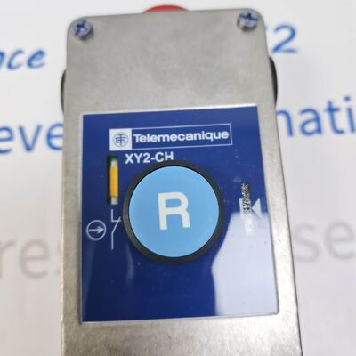 Sakelar Penghenti Darurat yang Dioperasikan dengan Kabel Telemecanique XY2-CH