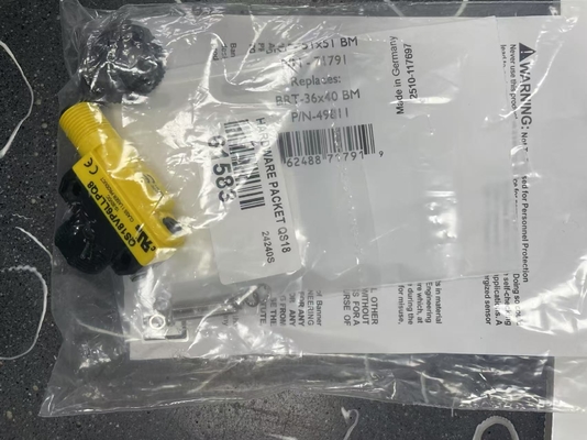 Sensor fotolistrik serbaguna seri BANNER QS18VP6LLPQ8