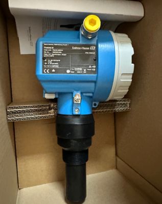 Pemancar Level Ultrasonik Endress Hauser FMU40-ANB2A4 Prosonic untuk Industri
