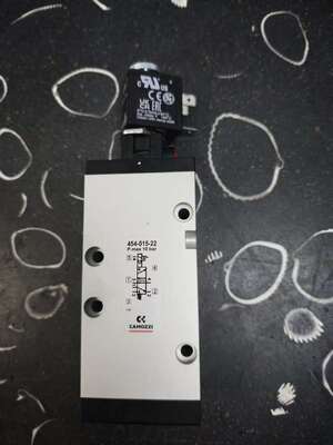 Rakitan Katup Solenoid Pneumatik CAMOZZI A3